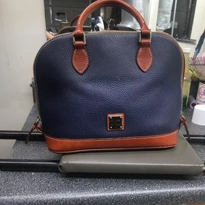 D&B dooney & bourke